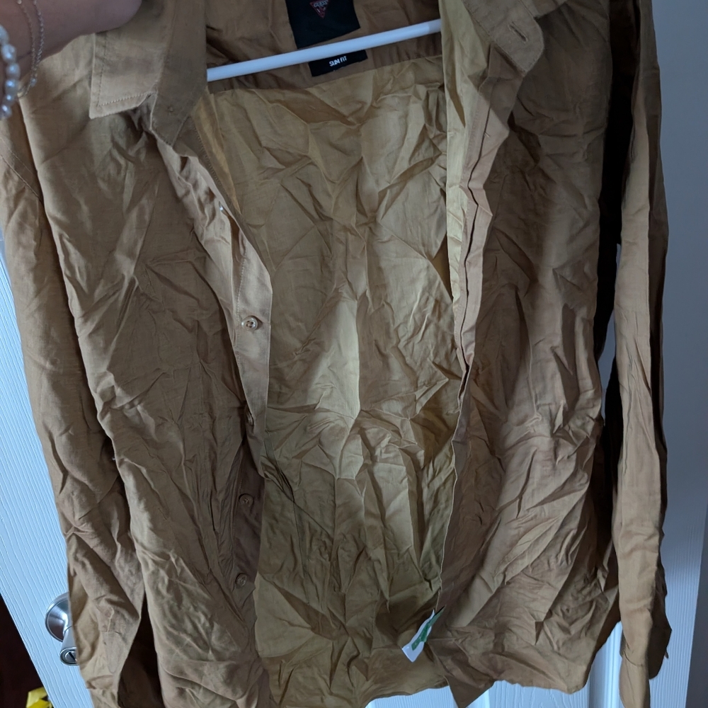 Guess Button Up - Picture 4 of 5